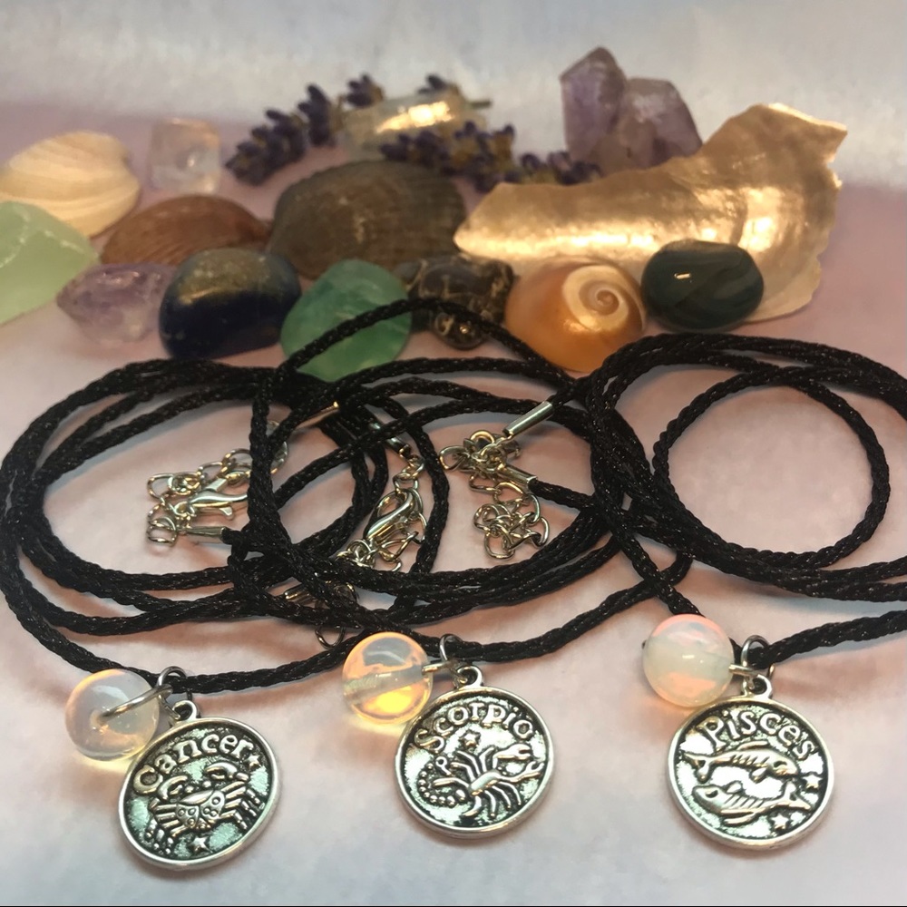 HP! 🥳 ZODIAC MOONSTONE NECKLACE — WATER 💙 - Picture 5 of 11